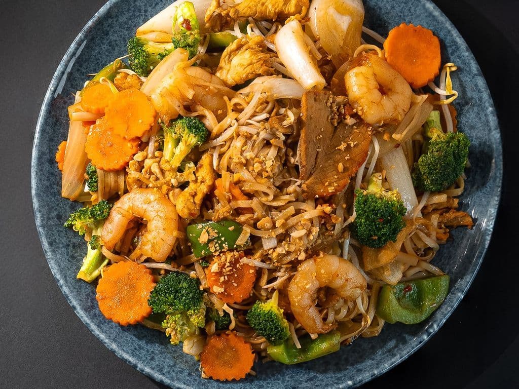 VP1:Deluxe Pad Thai rice noodle