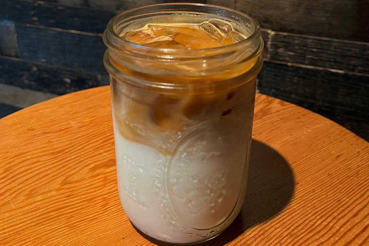 Iced Latte (16oz)