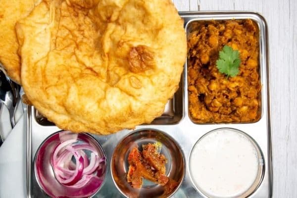 Chana Bhatura