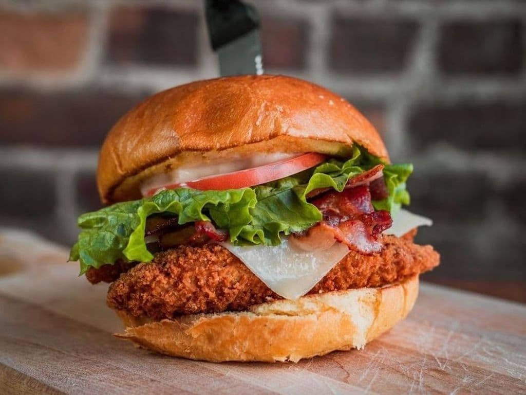 Poulet Croustillant / Crispy Chicken Burger