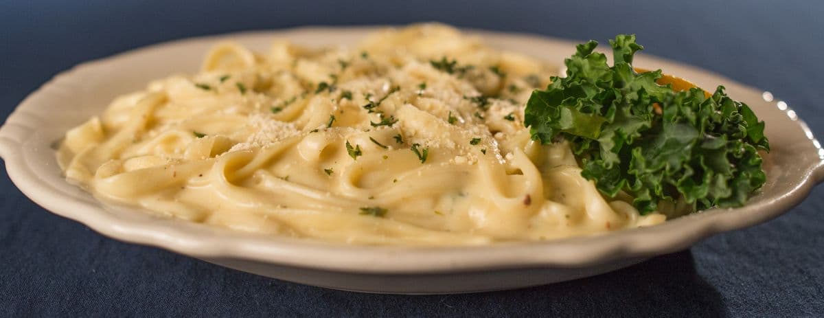 Fettucine Bianca Alfredo