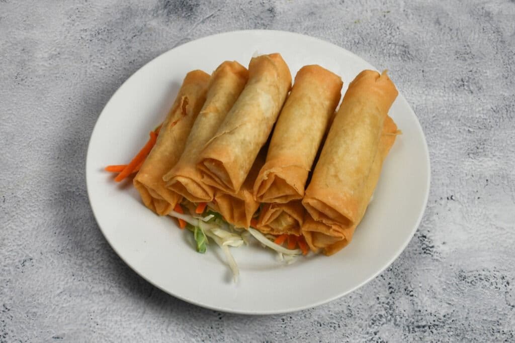A1. Vegetable Spring Rolls (4 pcs)