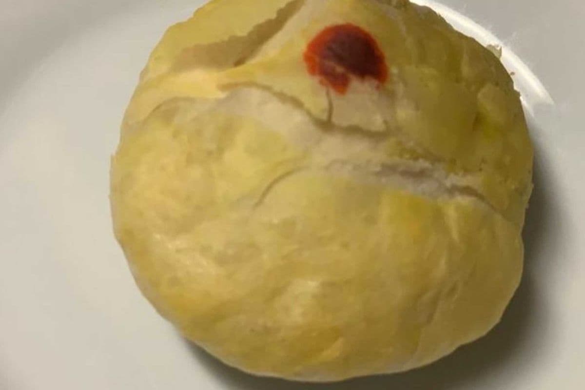 Black Eye (chinese) Cake