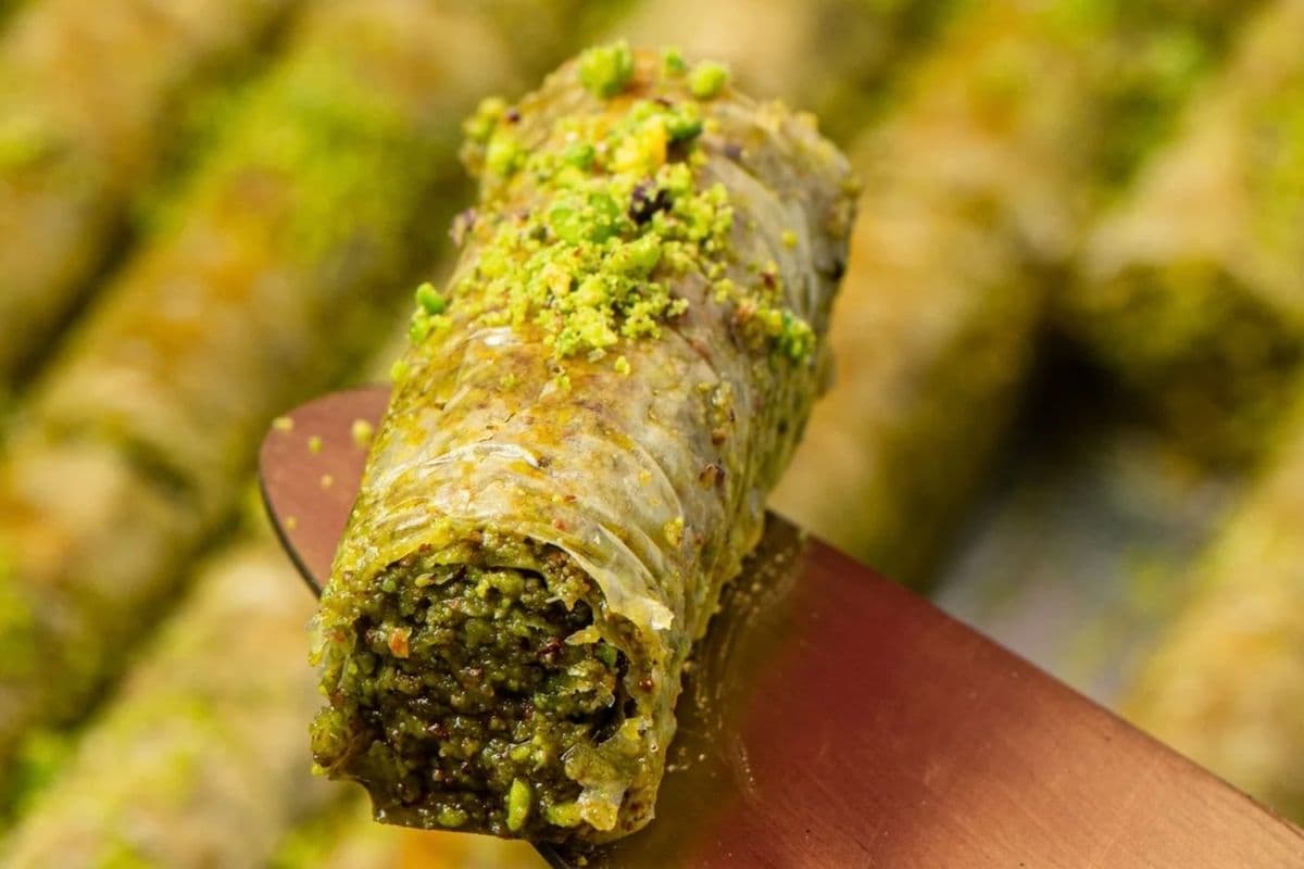 Pistachio Baklava (1 Pc)