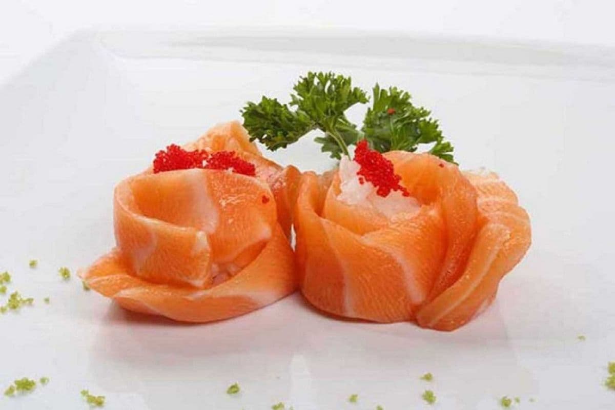 Salmon Rose (2 pcs)