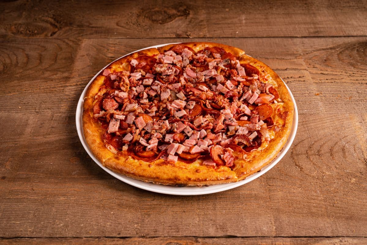 Pizza amoureux de la viande / Meat Lovers Pizza