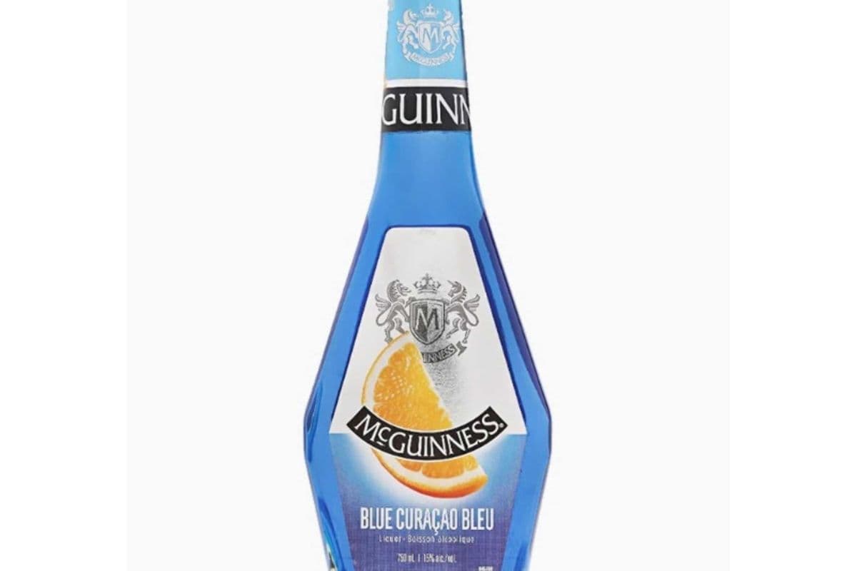McGuinness Blue Curacao (1 x 750 ml)