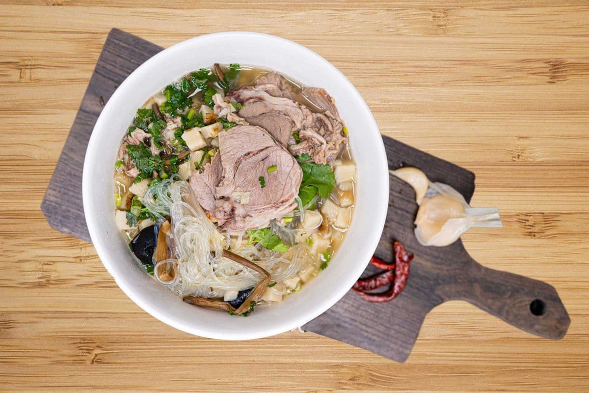 Diced flatbread in mutton soup – 羊肉泡馍