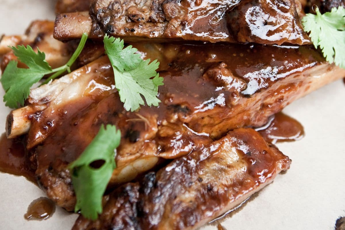 Côtes levées Dr. Pepper 6 morceaux / Dr. Pepper Pork Ribs 6 pieces