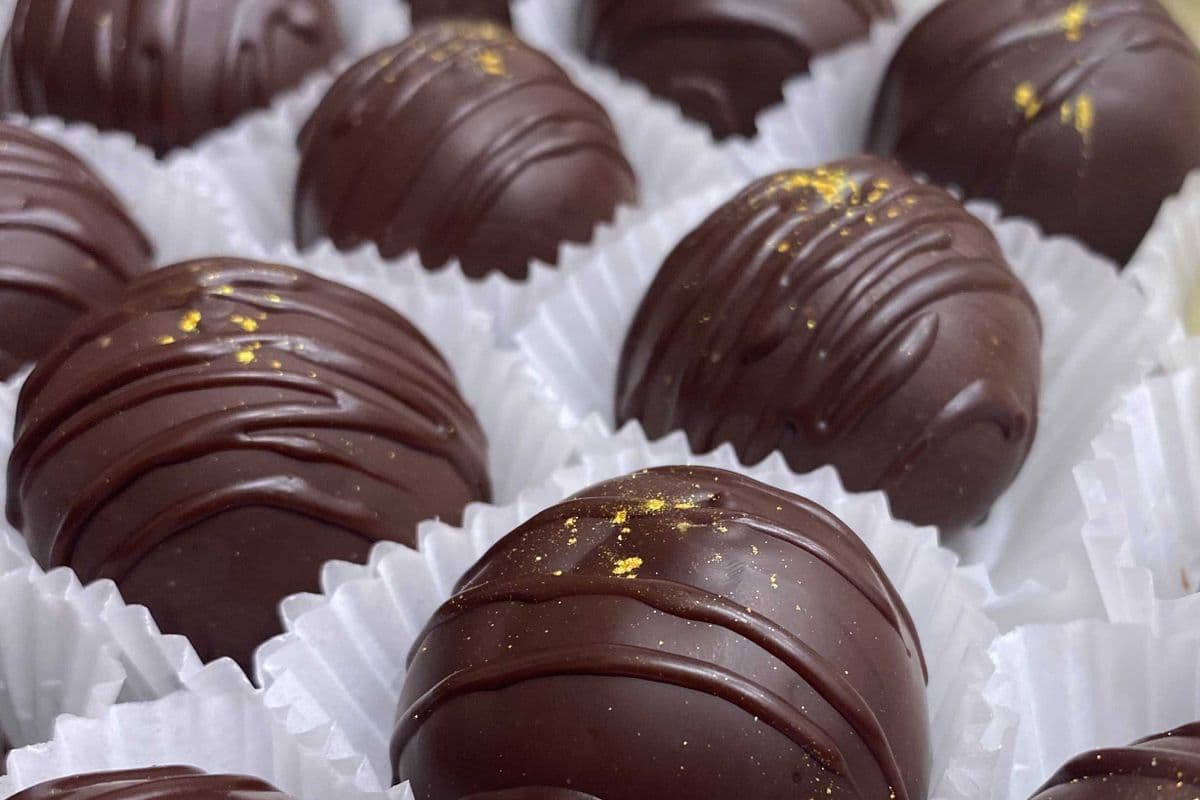 Vanilla Cake Truffles