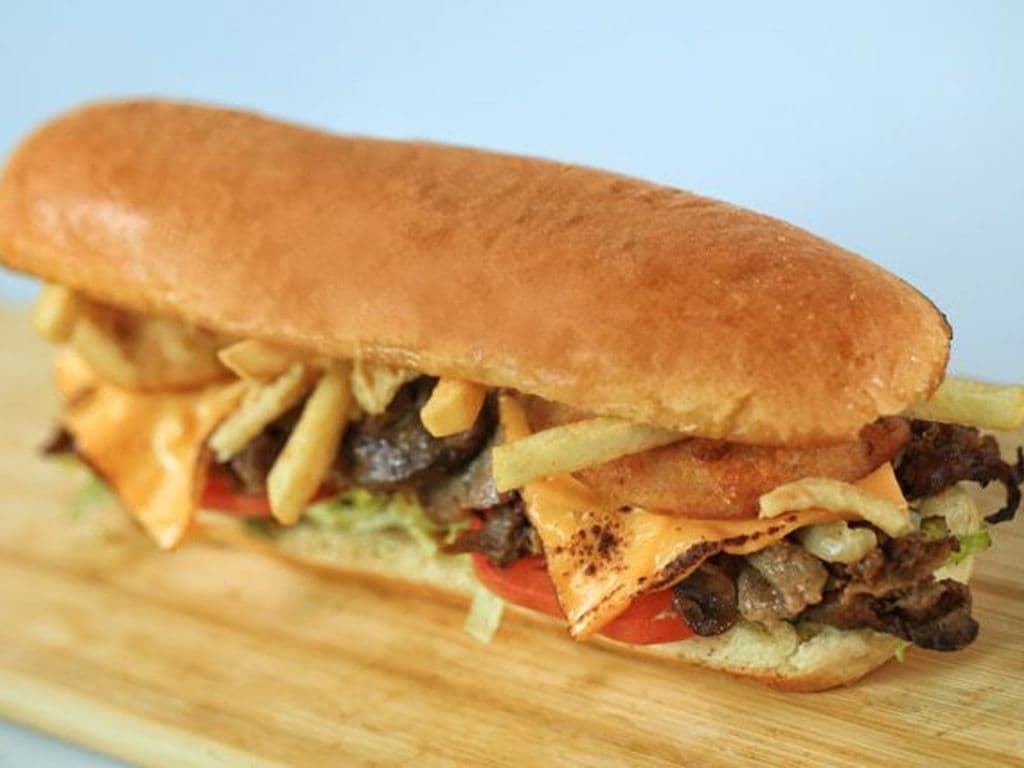 Le Croustillant Steak Fromage / The Crunchy Steak Cheese