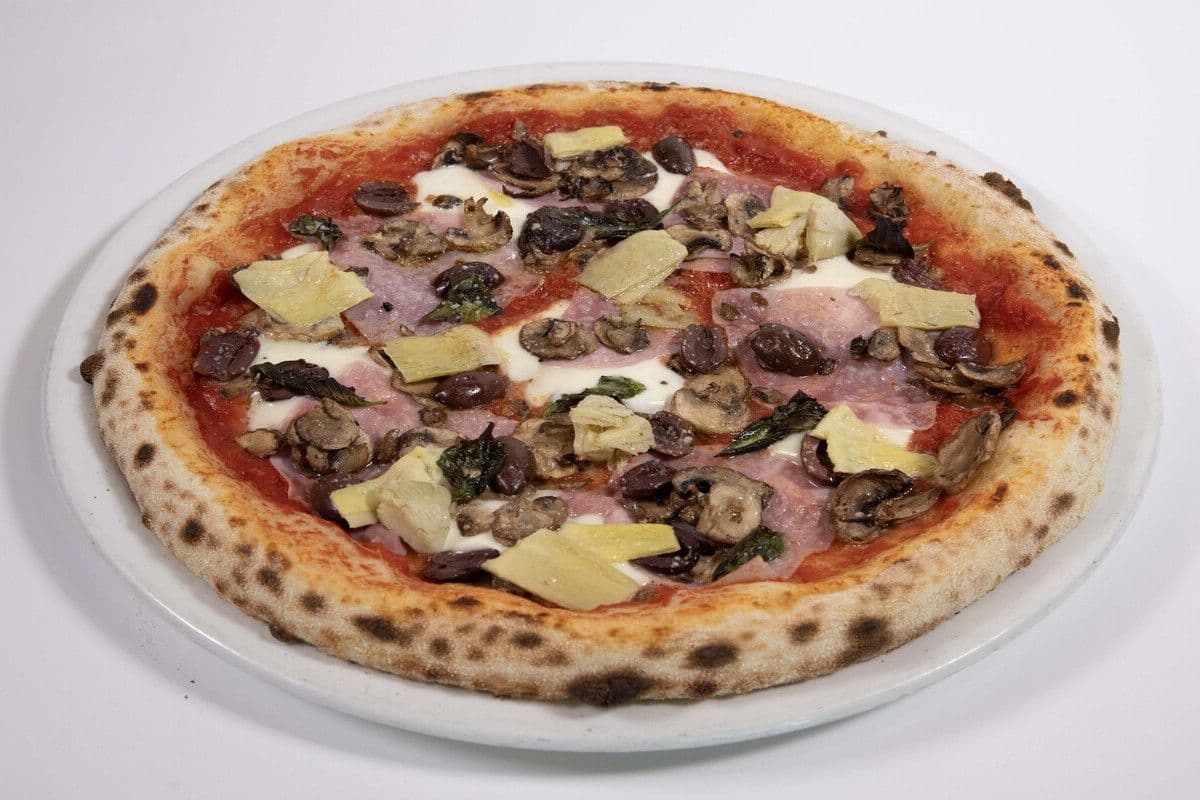 15" Grande Capricciosa Pizza