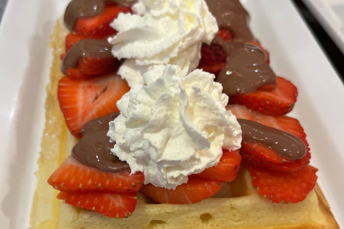 Strawberry Waffle - Breakfast