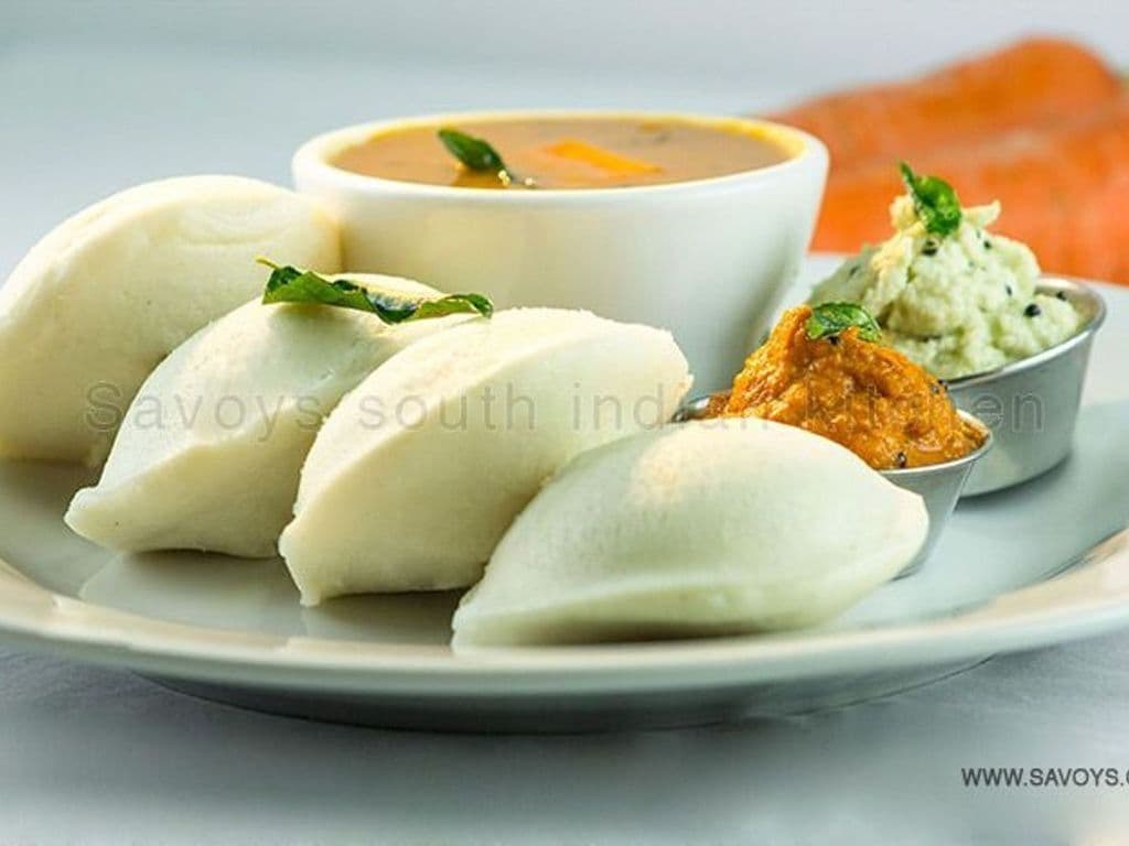 Idli & Sambhar (4pc)
