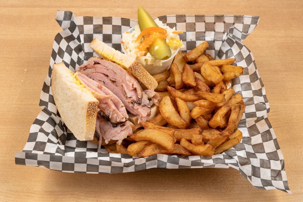Sandwich Viande Fumée / Smoked Meat Sandwich