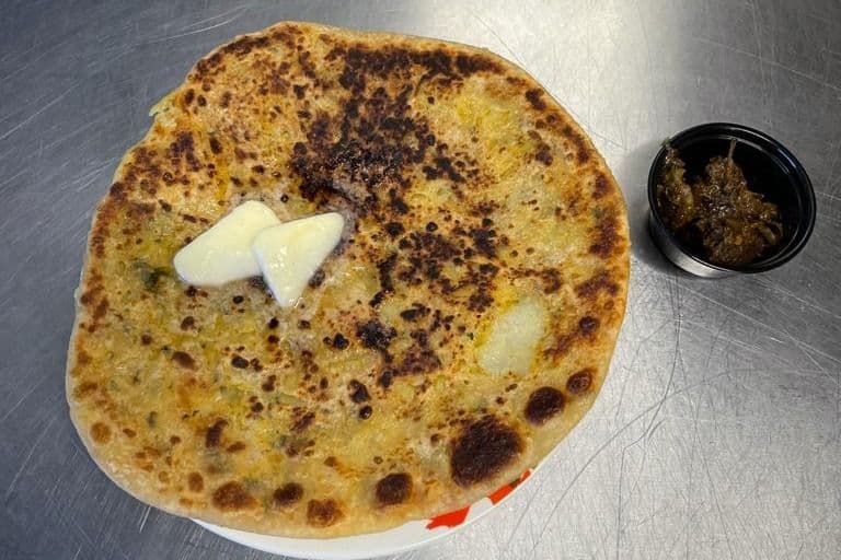 Aloo Parantha (Single)