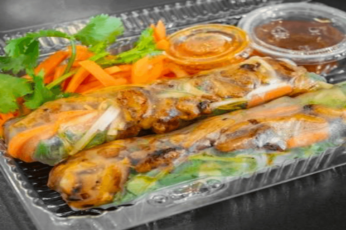 Grilled Lemongrass Chicken Fresh Rice Paper Rolls