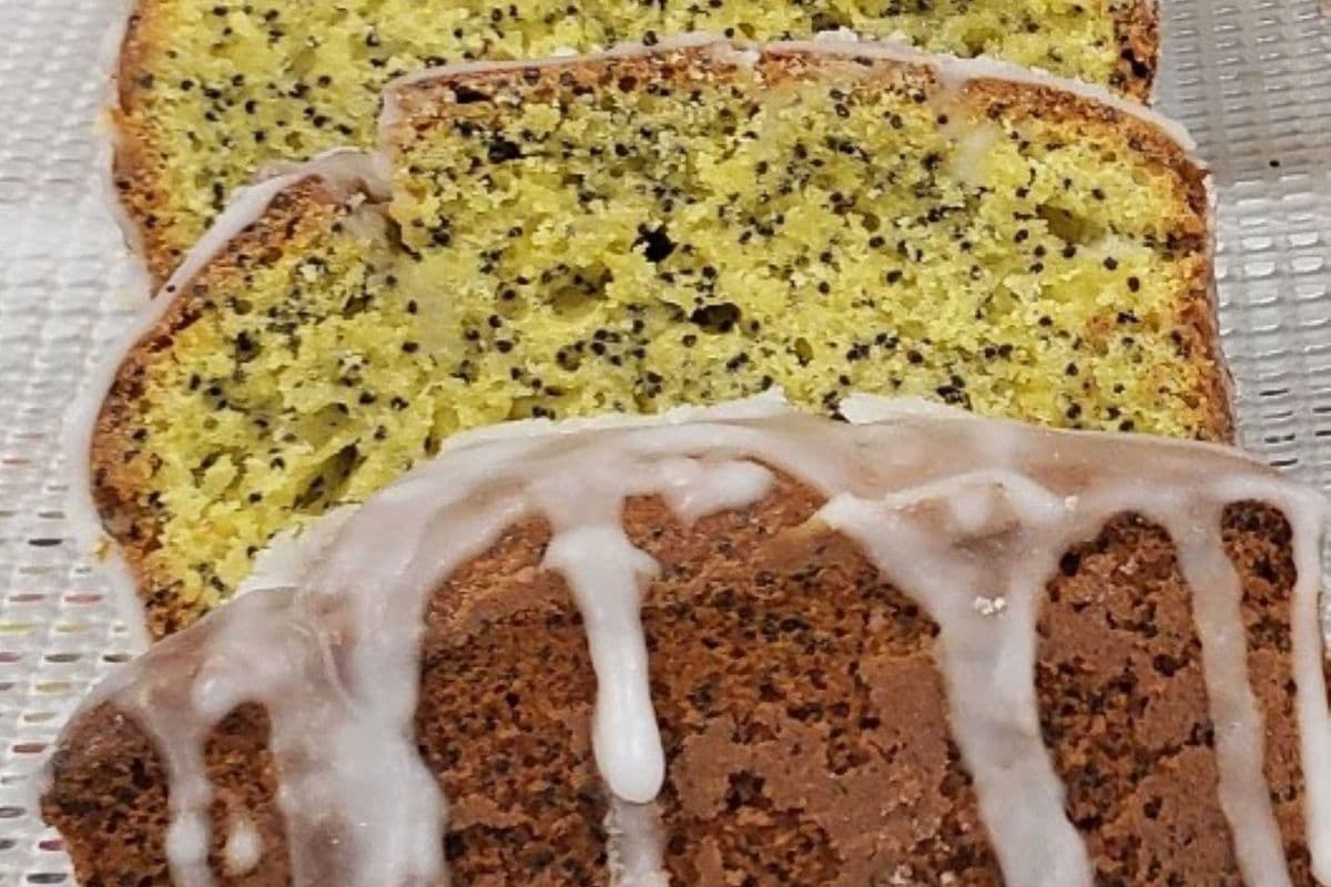 Lemon Poppy Seed Cake