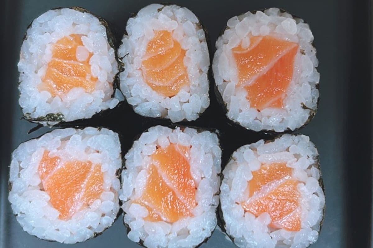 Salmon Maki