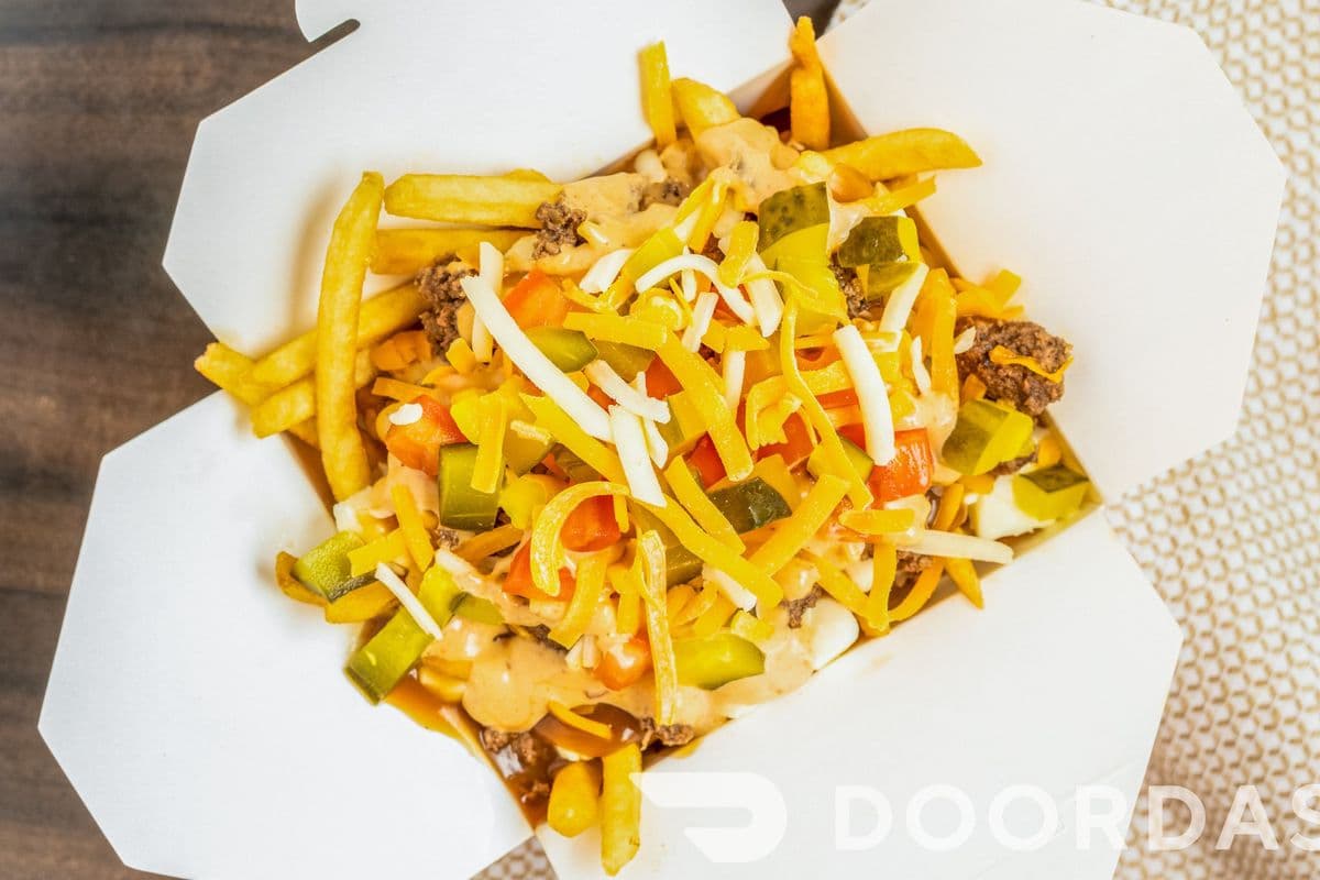 Small Cheeseburger Poutine
