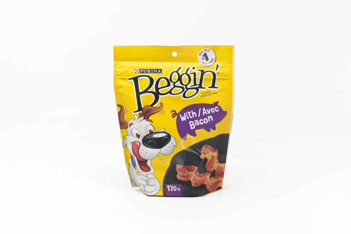 Purina Beggin with Bacon Treats 170g