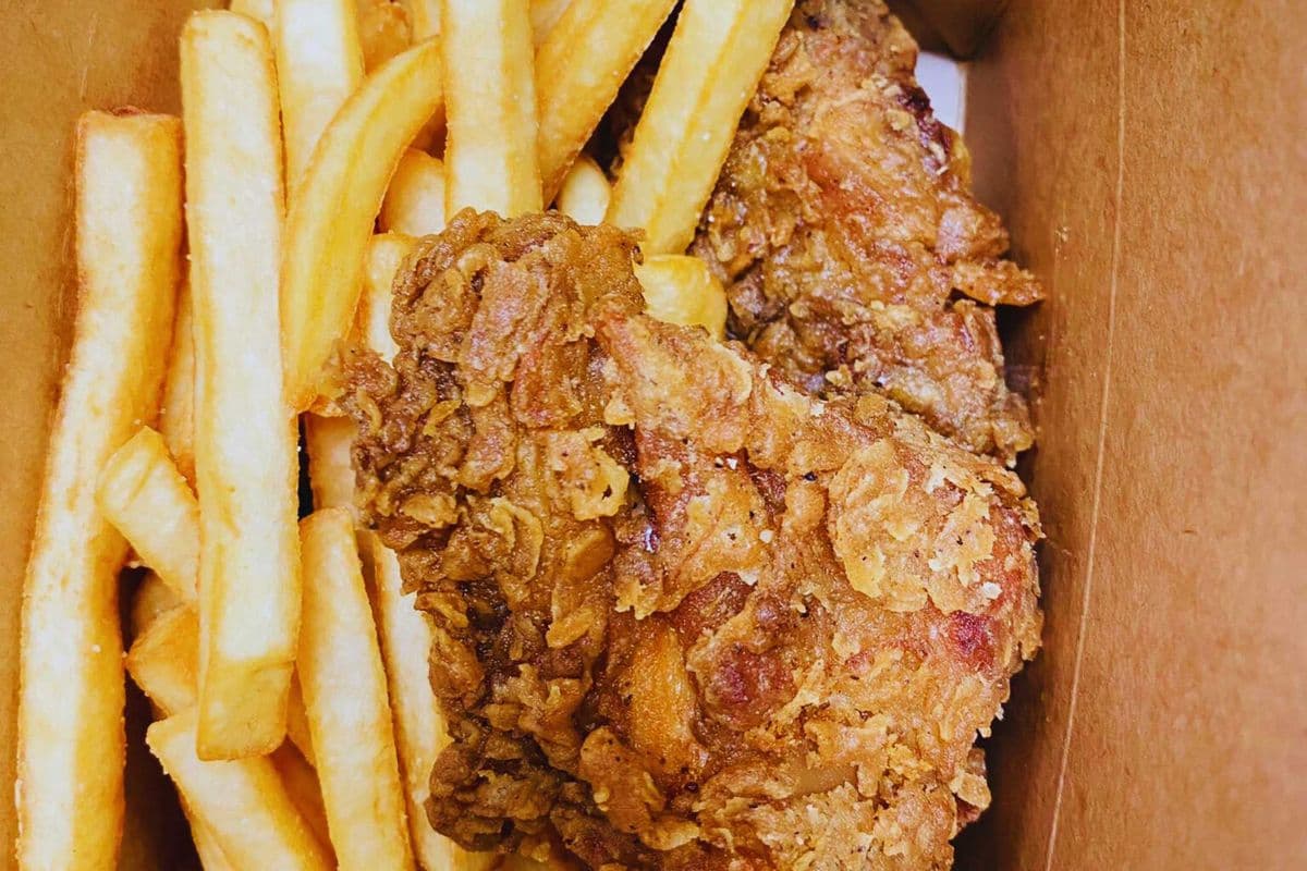 Fried chicken meal (2PC, Fries)