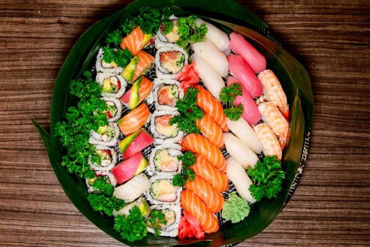 Party Tray A (40 pcs)