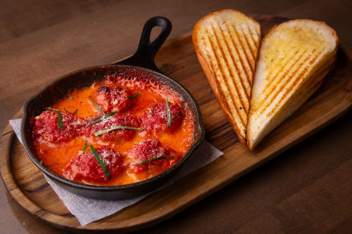 Prosciutto and Mozzarella Balls
