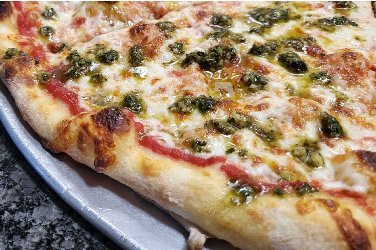 Pesto Pizza 12"