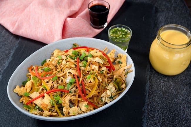 Chowmein Egg Chicken