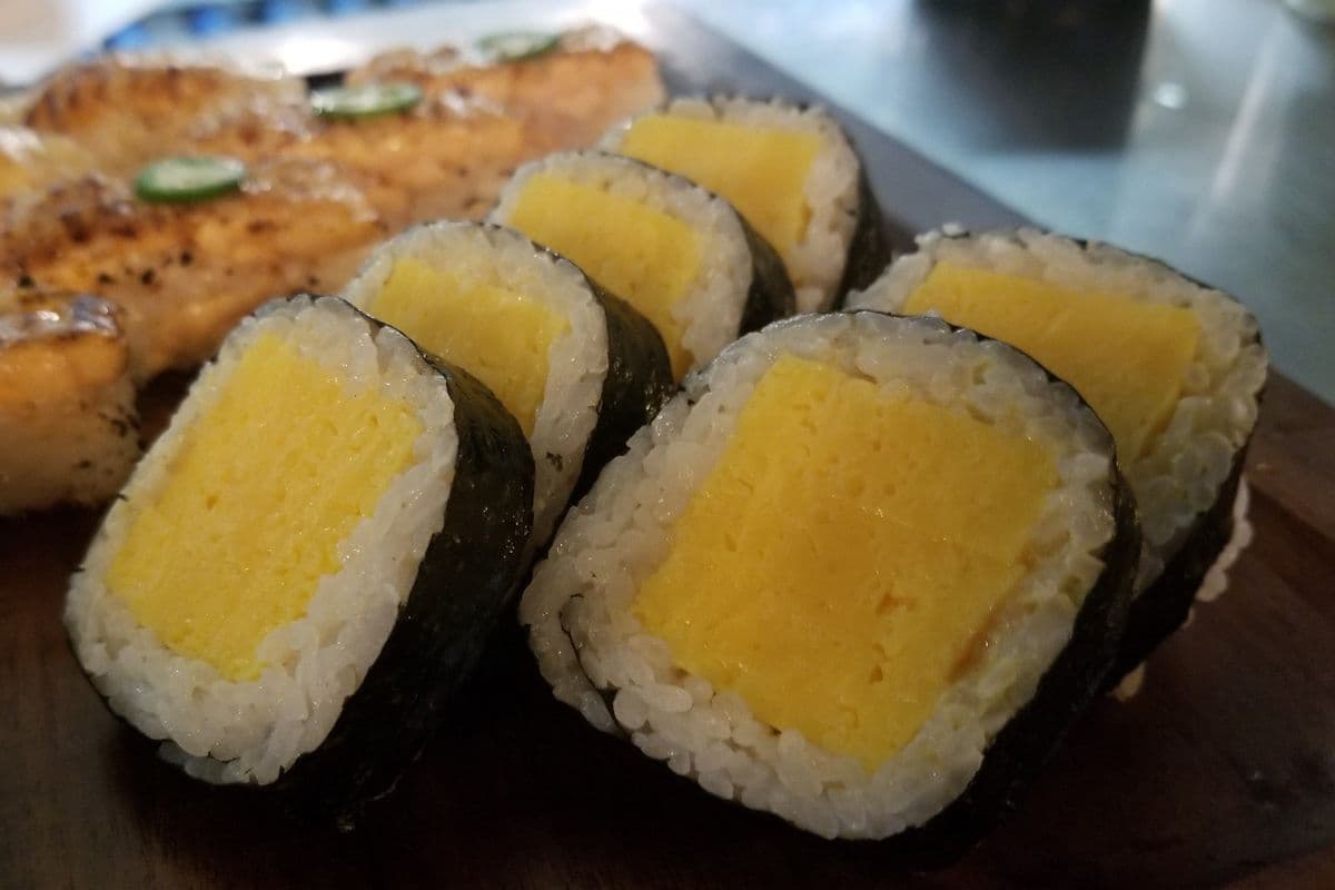 Tamago Roll
