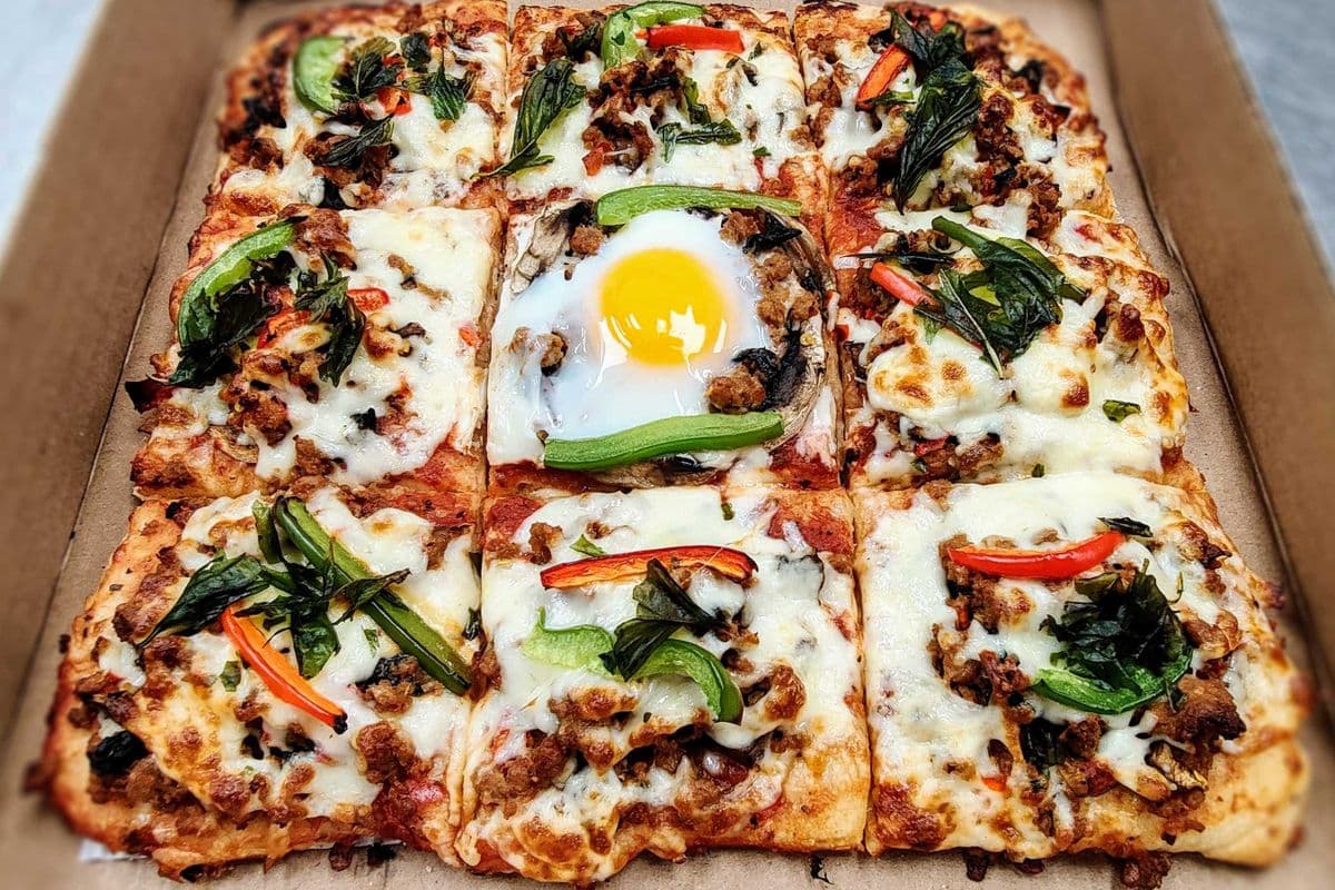 P2. Spicy Thai Basil Pork with Egg Pizza