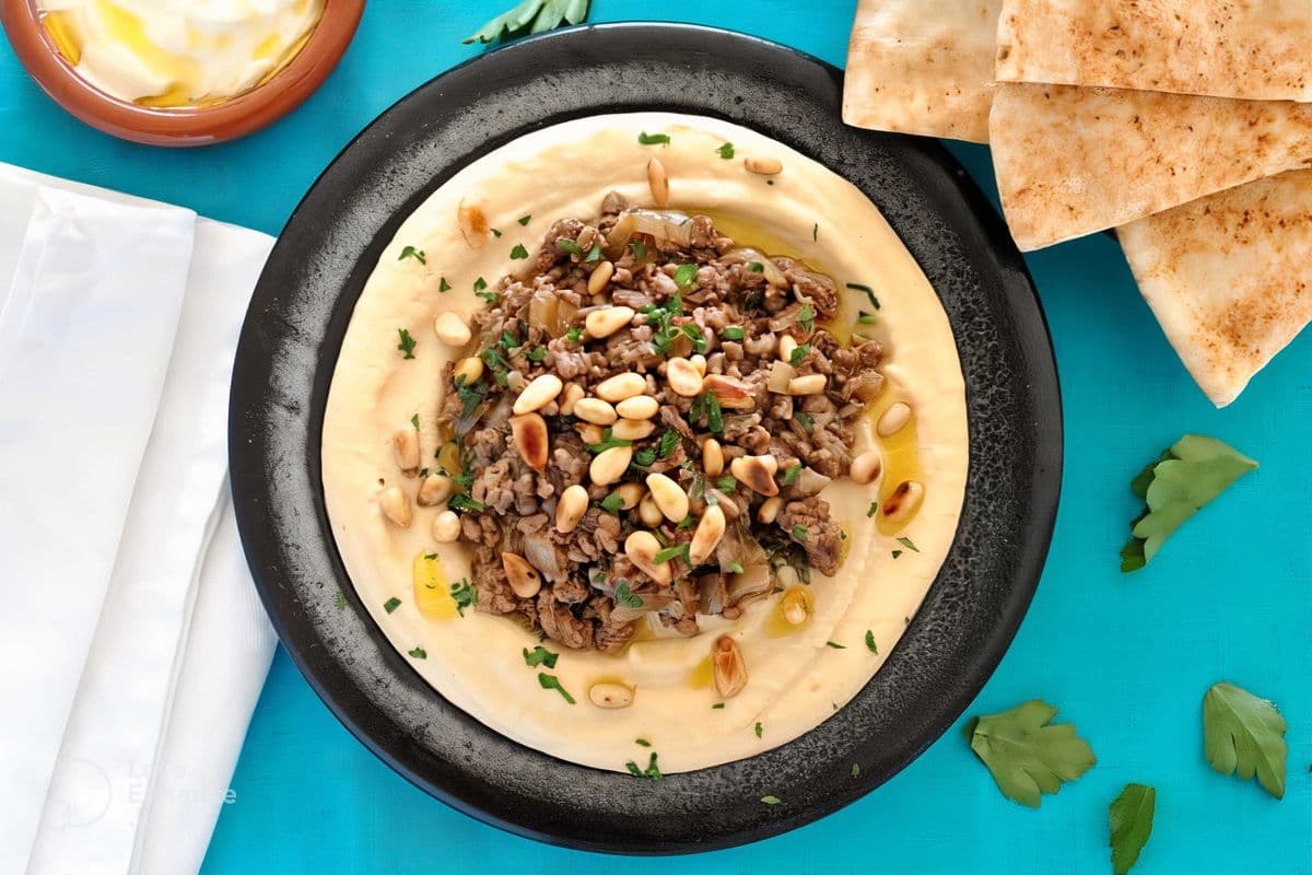 Hummus with Meat(Lamb)