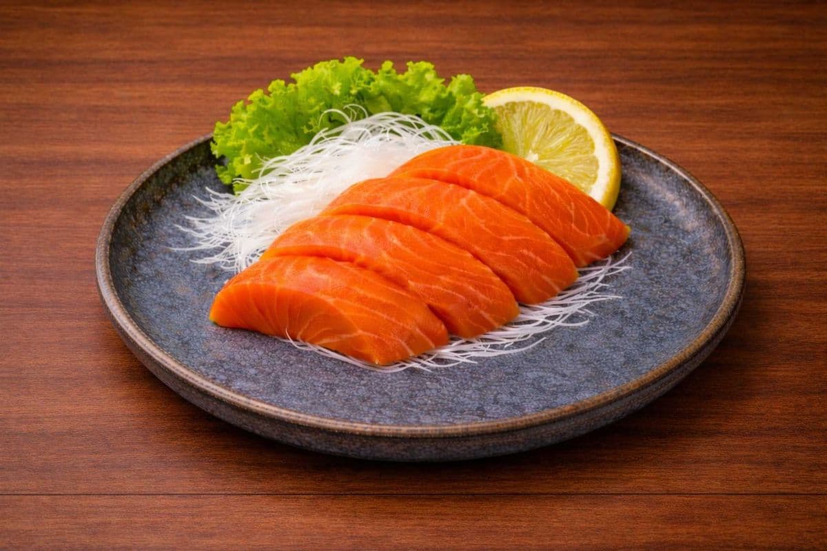 1/2 Salmon Sashimi