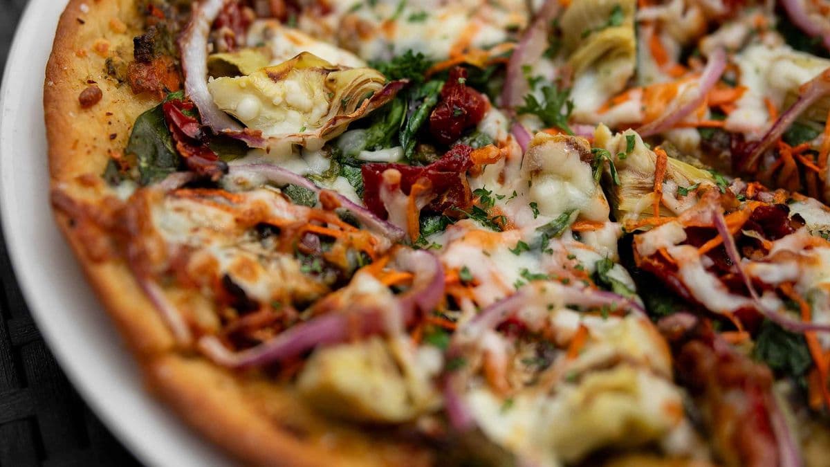 Garden Pesto Pizza