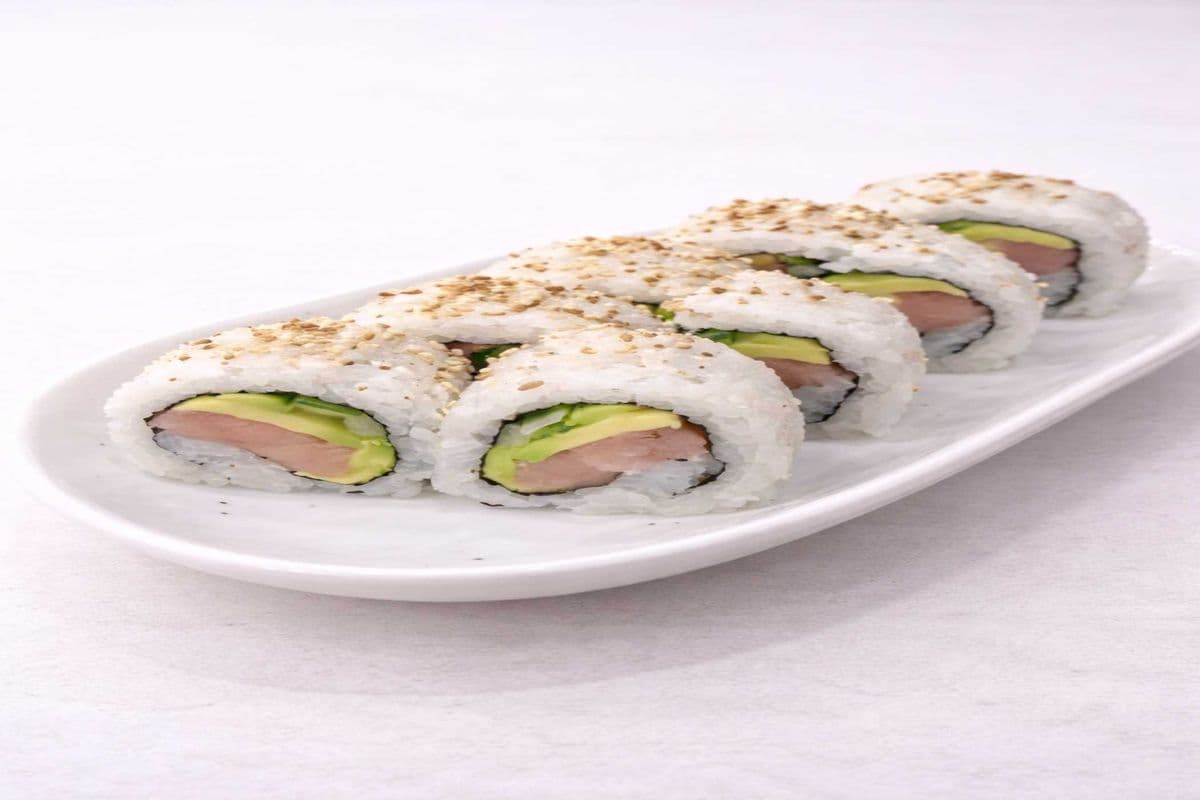 Tuna and Avocado Roll (8 pcs)