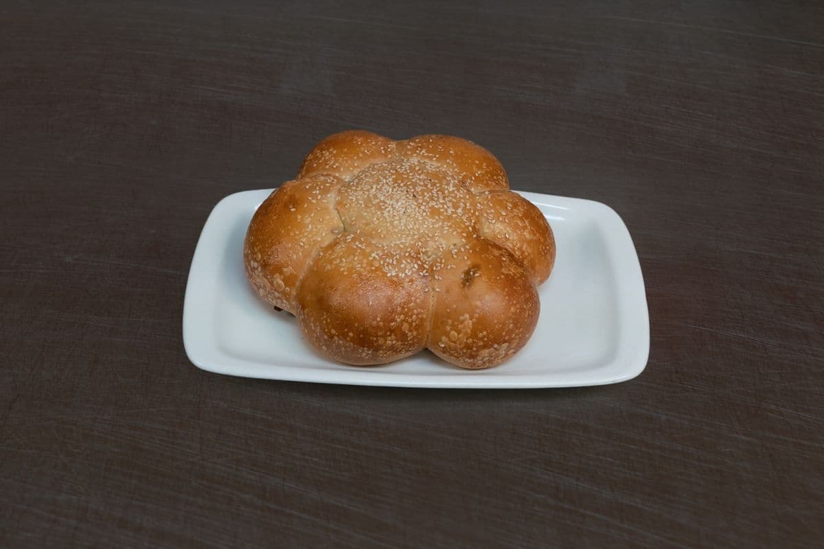 16. 6-Bun Rose