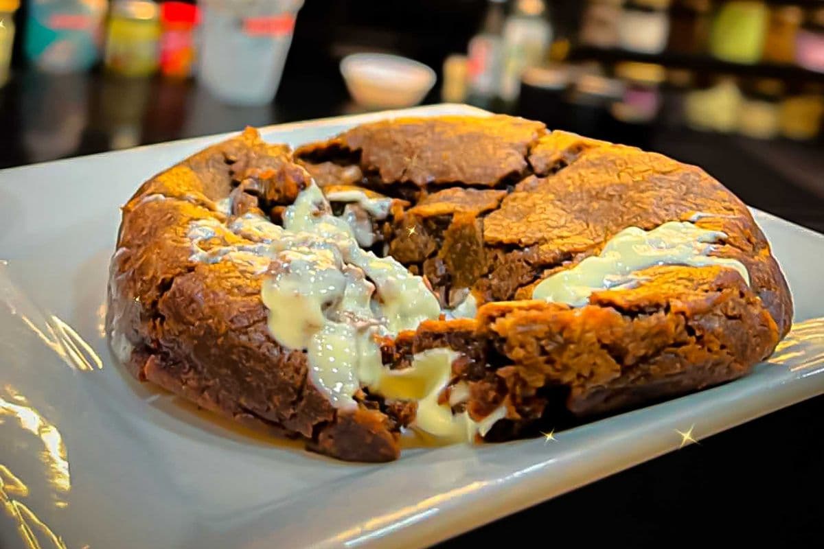 Amsterdam Cookie White Chocolate
