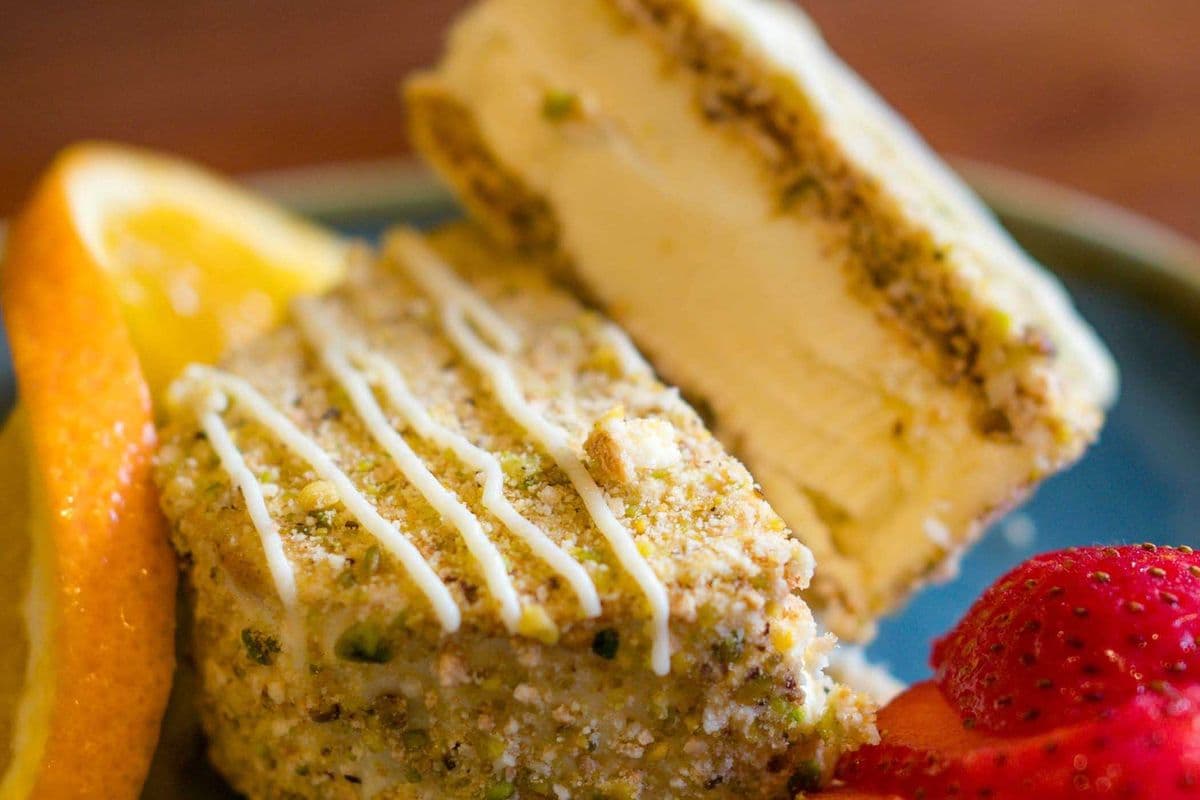 Pistachio White Chocolate Silvana
