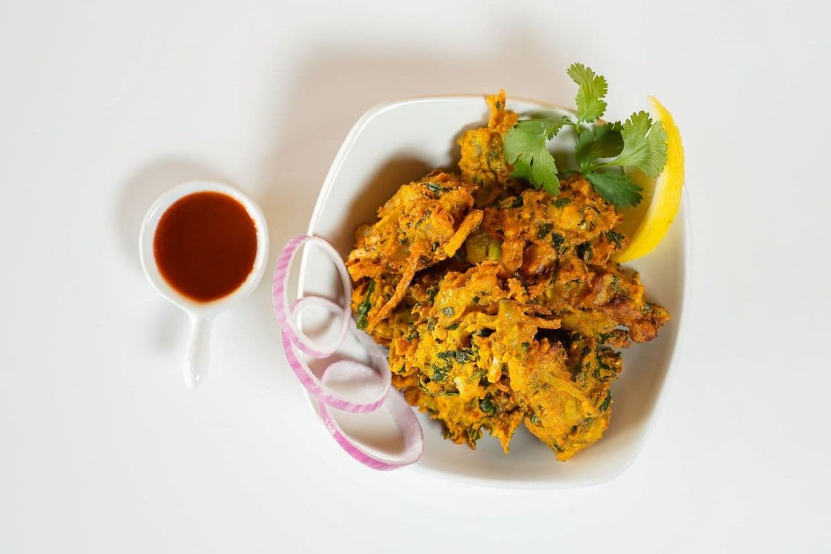 Vegetable Pakora Basket