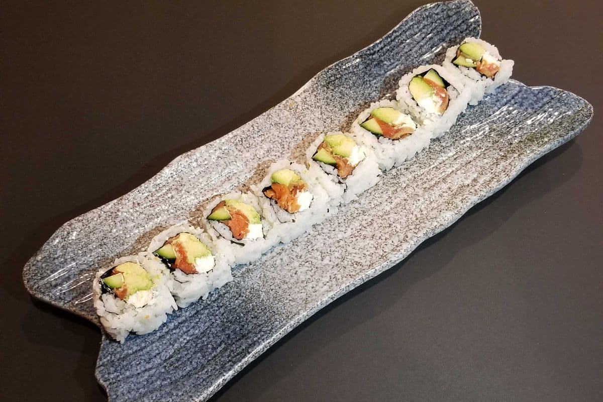 Phili Cheese Roll Maki (8 pcs)