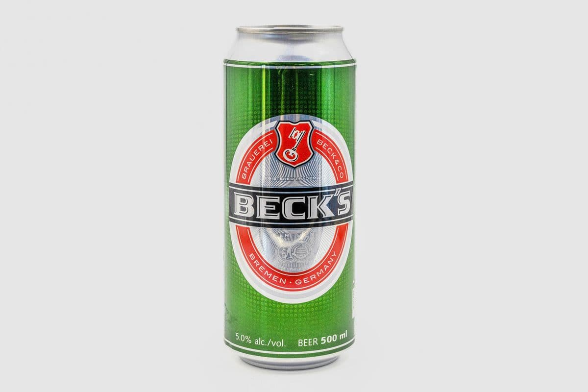 BECK'S LAGER CAN (1 x 500ML)