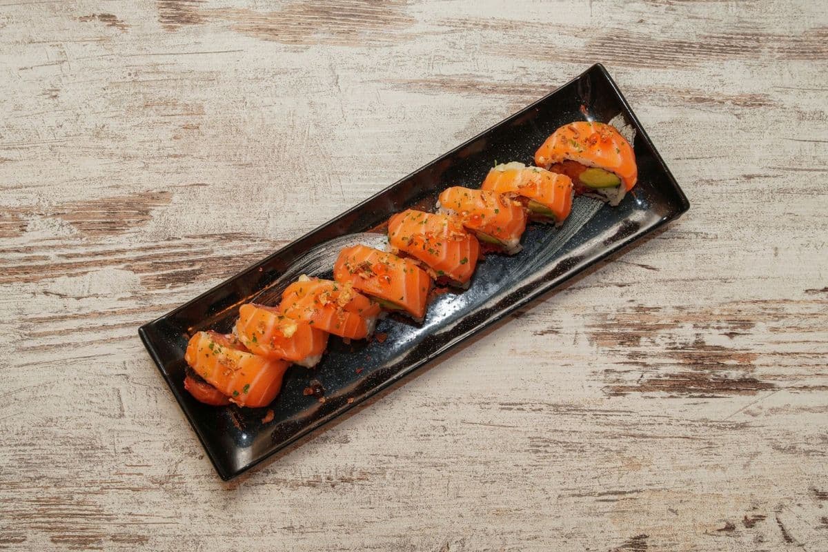 Uh13 Salmon Lover Roll / 至尊三文鱼卷