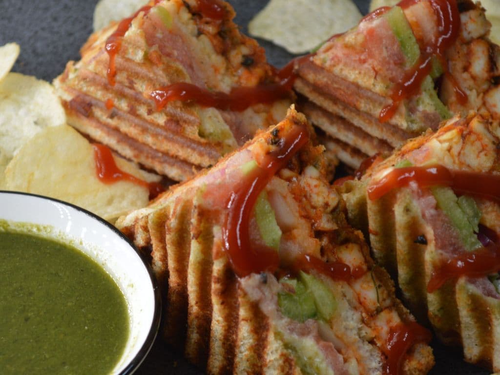 Masala Paneer (3 Layers )
