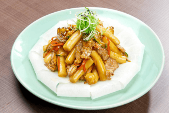 13. Royal Rice Cakes with Soy Sauce