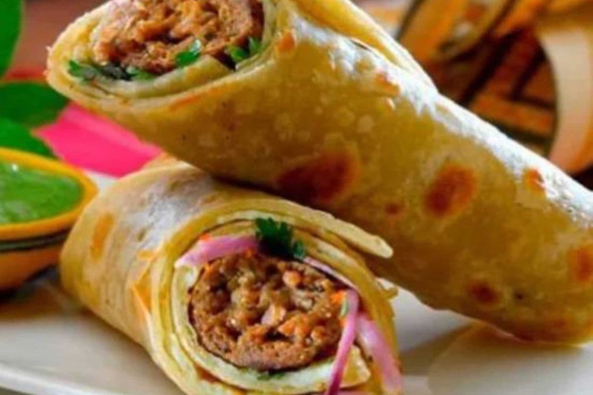 Chicken/Beef Bihari/Malai Roll Combo