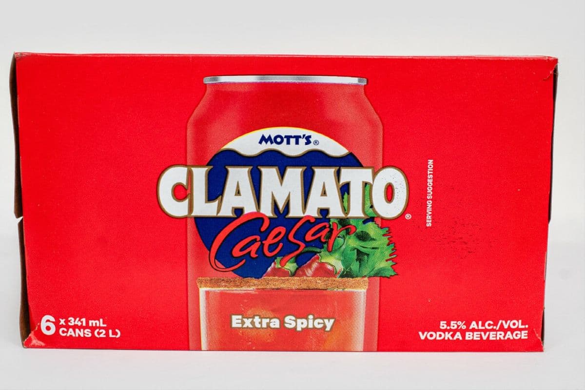 Mott's Clamato Extra Spicy Caesar Vodka (1 x 458 ml)