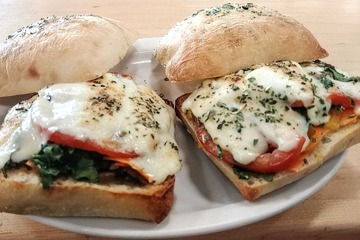 Vegetarian Sandwich - Spinach Base