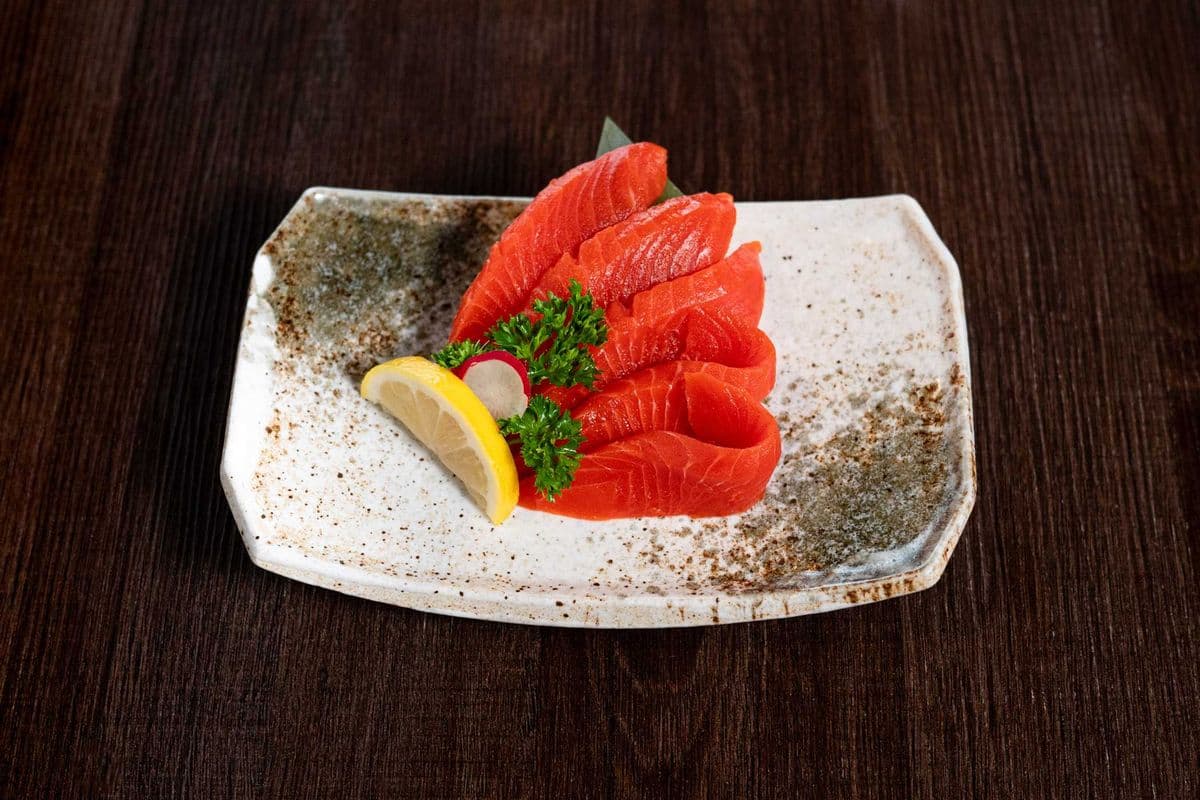 Wild Salmon Sashimi (5 pcs)