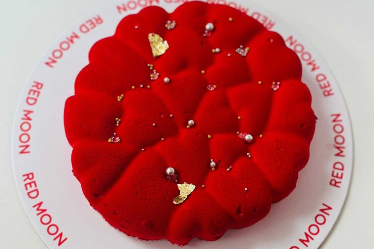 Hot Selling Valentine cake